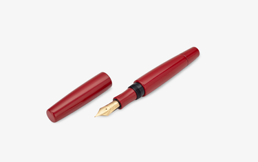 A celebration of 7 years of Pen Venture with Leonardo Urushi Essenza Nipon Sette