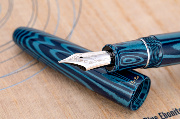 Sailor - King of Pens Blue Ripple Ebonite | Limited Edition |