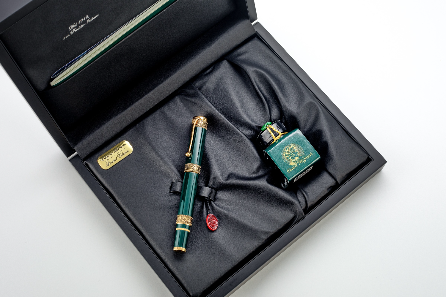 Aurora - Dante Green (LTD) – Pen Venture - Passion Virtuous