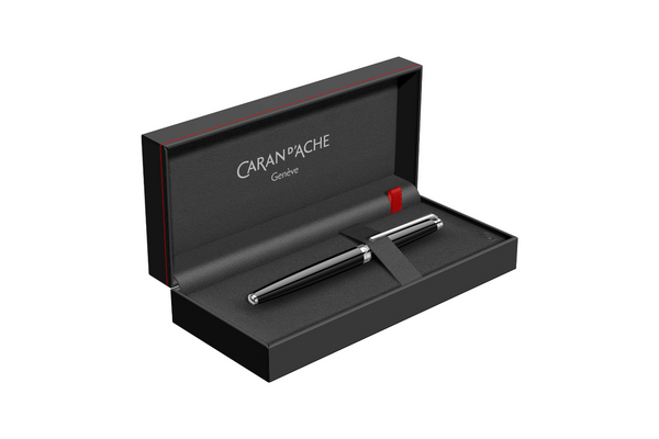 Caran d'Ache - Leman Slim | Ebony Black - Silver Trim |