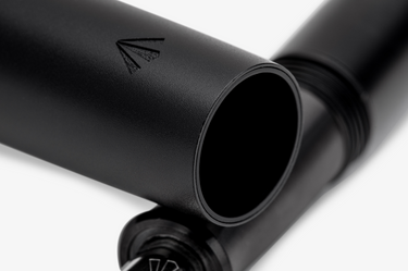 Gravitas - Pocket Aluminium Black