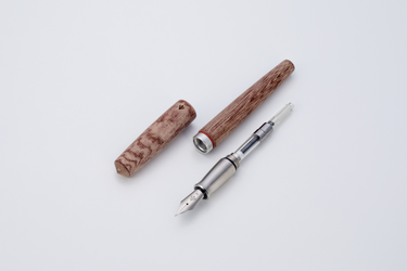 Gravitas - Sentry Micarta Red Linen