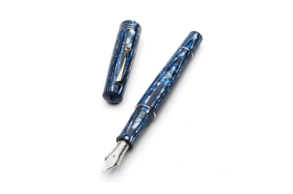 Leonardo Officina Italiana - MZG Sei Blue Celluloid | Pen Venture Exclusive