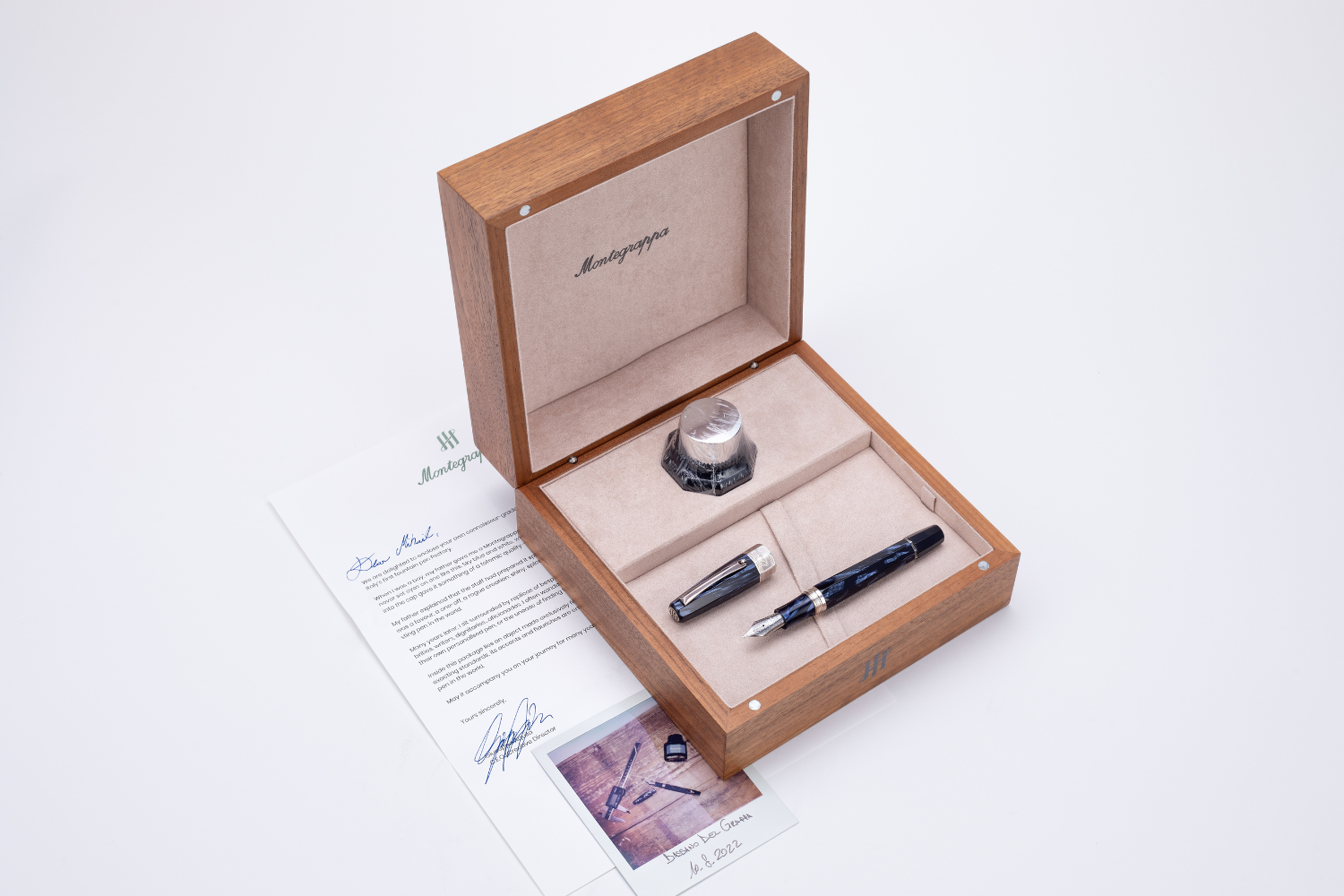 Montegrappa-  Extra 8 Otto Dark Blue Celluloid ( Pre - Owned )