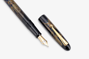 Namiki - Yukari Maki-e Pine Cones