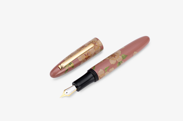 Taccia - Mizuki Maki-e Urushi Fountain Pen | Sakura