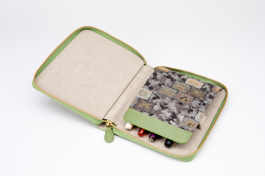Taccia - Kin-Ran Round Zipper Case