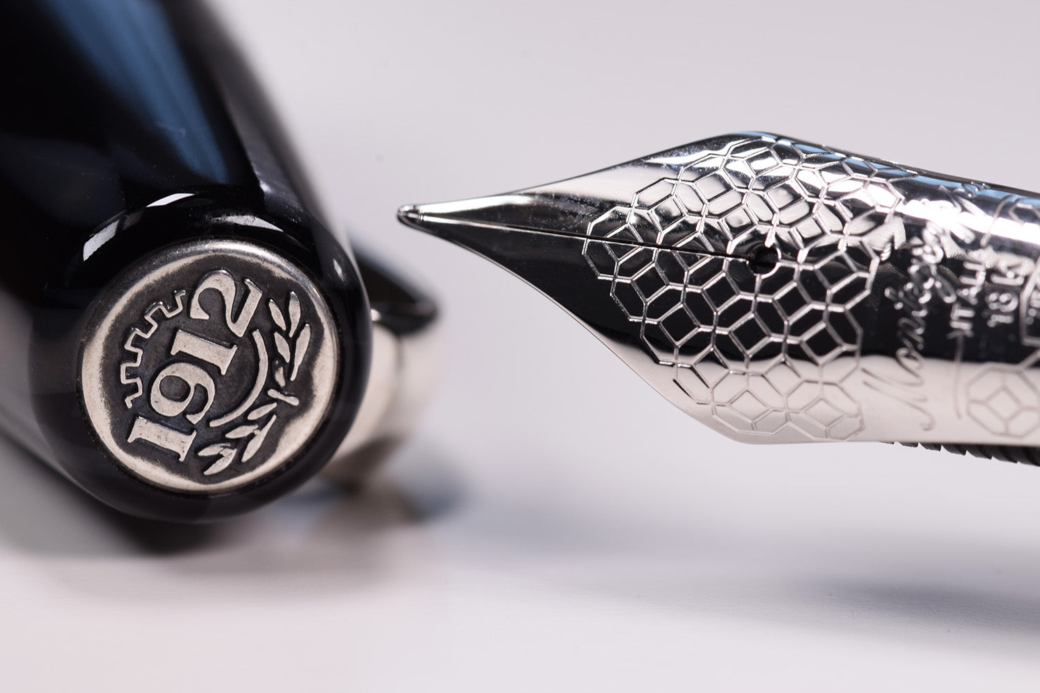 Montegrappa extra 1930 Fountain Pen - gold Nib | Pen Venture - Passion for Luxury