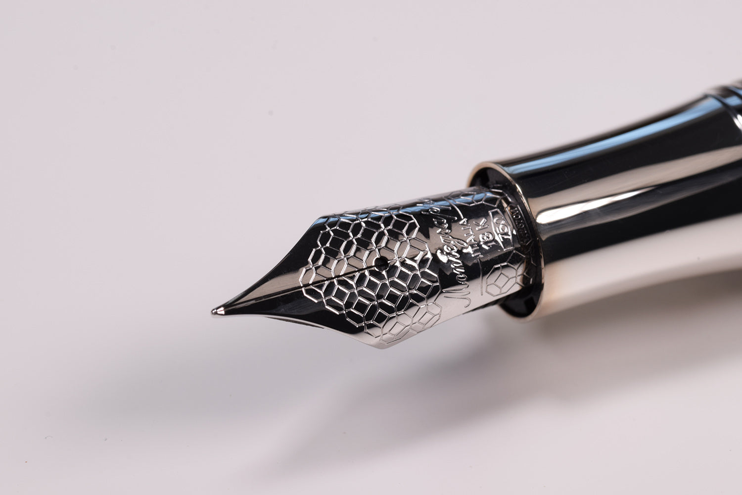 Montegrappa extra 1930 Fountain Pen - gold Nib | Pen Venture - Passion for Luxury